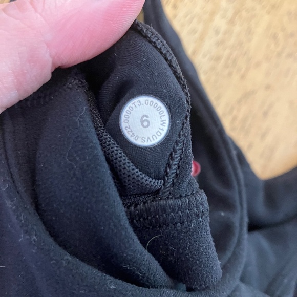 lululemon Align tank in Black Size 6 - Picture 3 of 3